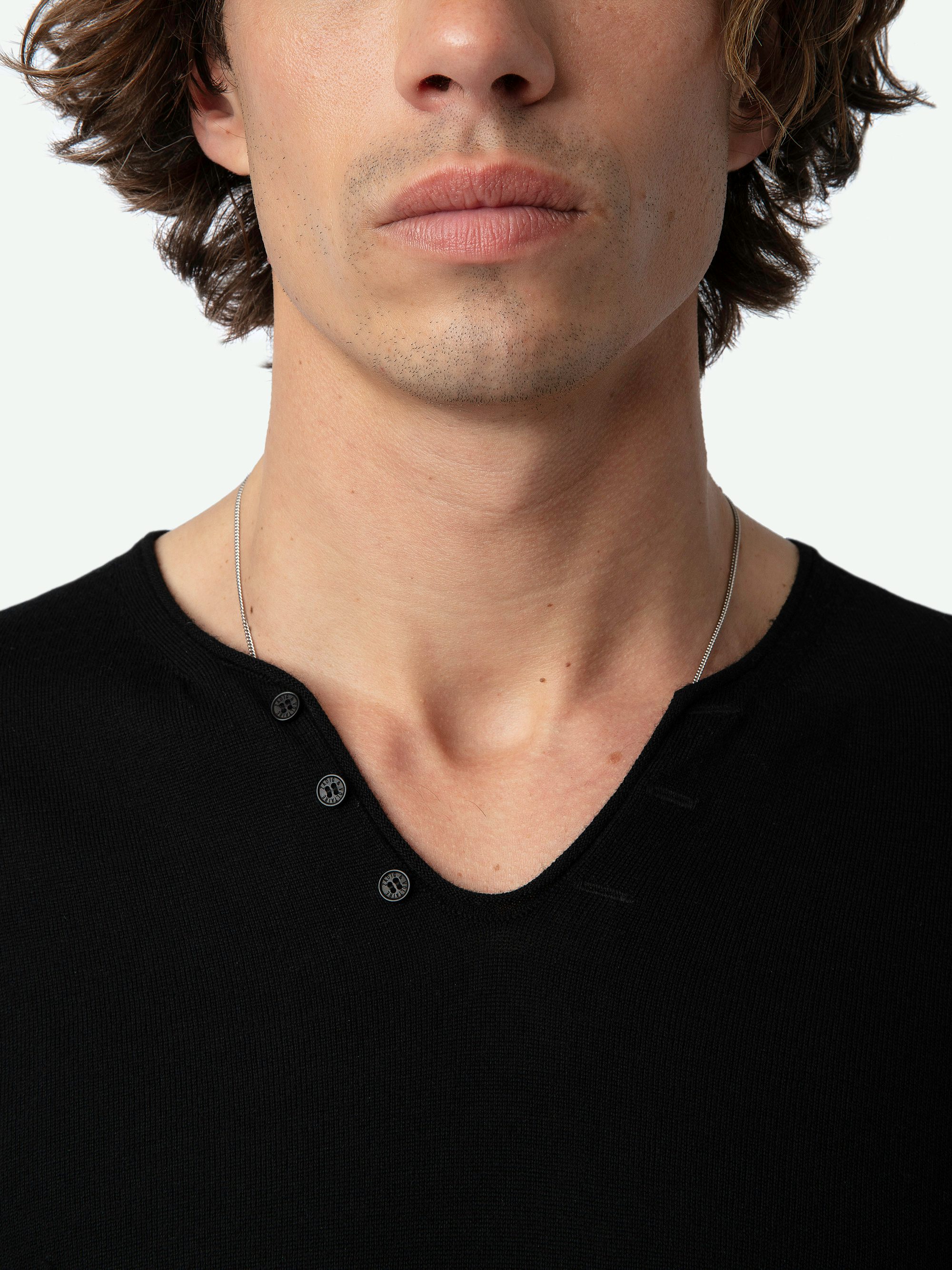 Pullover Monastir 100% Merinowolle - Tunesischer Pullover aus 100% schwarzer Merinowolle mit langen Ärmeln.